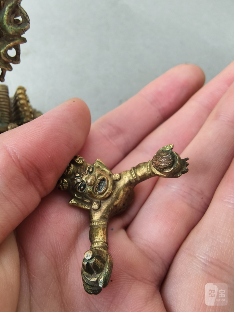 A GILT-BRONZE FIGURE OF VAJRABHAIRAVA - 图17